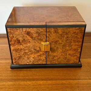 Vintage Burl Wood Winding Watch Jewelry Box with Gold Accents